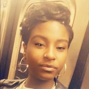 Meet your Posher, Taitiana